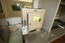 CSE Incubator Oven, Model IMP, S/N 1444 - Dimensions Aprox. 15