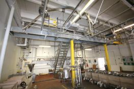 Aprox. 30 ft. L x 37