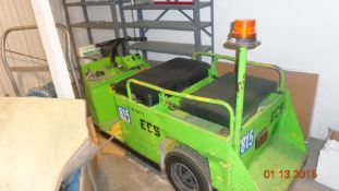 Cushman Personal Carrier Battery Operated - Not Operational - Needs Work (LOCATED IN IOWA, RIGGING