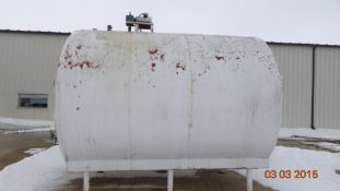 Aprox. 3,700 Gal. Insulated S/S Horizontal Tank with Vertical Agitator, Sprayball and Door (Interior