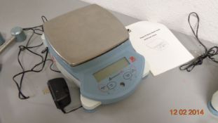 Ohaus Laboratory Balance 8