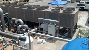 York Glycol Package Chiller, 300 Ton Capacity, Air Cooled R-22 Refrigeration, S/N RHPM012317, 460/3/