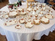 Large quantity Royal Albert 