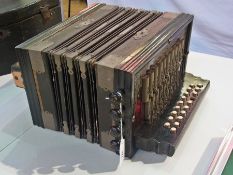 Chromatic accordeon with first step 