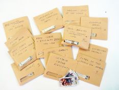 Quantity of loose cigarette cards includ