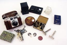 9ct gold banjo design bar brooch,  Olymp