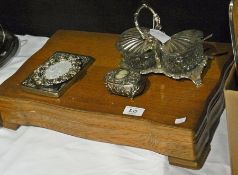 A canteen by Reliance of bone-handled kn