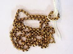 Gold-coloured metal, marked 9K, faceted