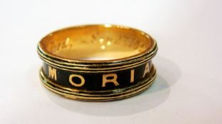 18ct gold and black enamel 