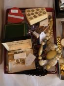 A collection of costume jewellery includ