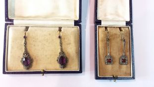 Dark green jade pendant, oval striated h