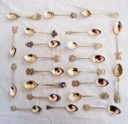 A quantity of predominantly silver souve