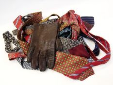 A quantity of gentleman's ties mainly by