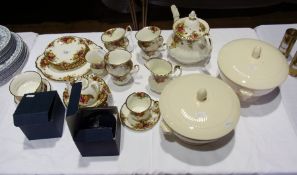 Royal Albert 'Old Country Roses' pattern