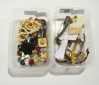 Quantity of wrist watches and quantity o