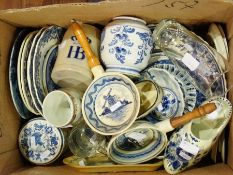 Large quantity Dutch delft blue and whit