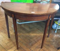Georgian mahogany demi-lune card table w