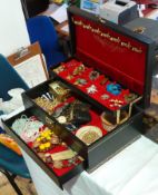 Victorian jewel box having two removable trays,