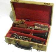 Calteau clarinet numbered 147059, in cas