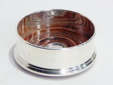 Silver wine coaster, London 2000, bearing Millennium hallmark,