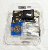 Isle of Man QEII Jubilee crown and sundry other QEII crowns including Churchill, Silver Jubilee,