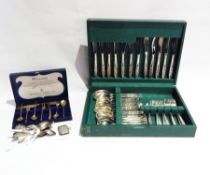 A silver vesta case with scrollwork engraving, Birmingham 1904,