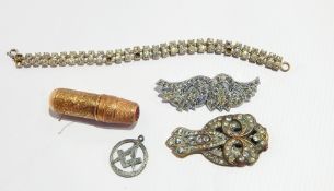 A quantity of costume jewellery to include paste brooches, ear clips, pendants, etc.