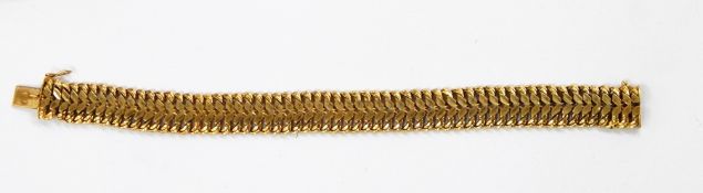 French gold-coloured metal mesh bracelet with petal design, 22.7g approx.
