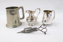 Christening mug with ball feet, engraved 