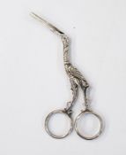 Silver-coloured metal crane-pattern ribbon threader