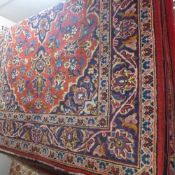 Two fine similar central Persian Kashan rugs 152 x 103 cm and 145 x 100 cm central pendant medallion
