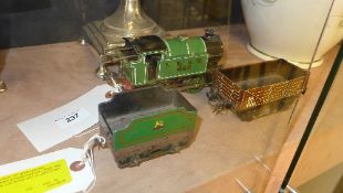 A tinplate Hornby type 101 green painted