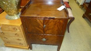 A Georgian mahogany night table fitted p