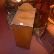 A C19th French pine baguette box