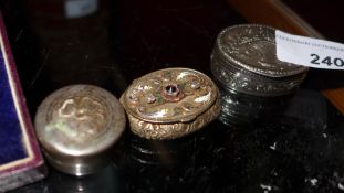 An Italian 800 standard oval hallmarked silver pill box together with a similar sterling silver