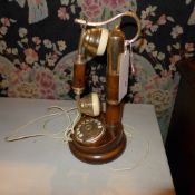 A vintage style telephone