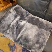 An Alma Home throw