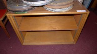 A Gallenkamp oak bookcase with glass sli