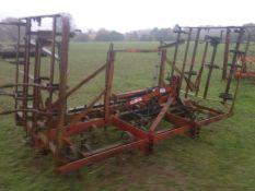 Mf 37 Hyd folding spring tine harrow. NO VAT. Location Reading, Berkshire.
