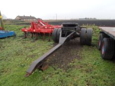 5th wheel bogie with extended drawbar.