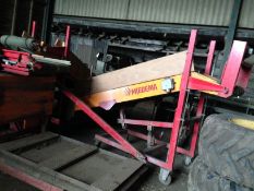 Meidema box filler rise and fall type complete with feed elevators