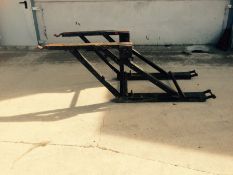 Tine mounted twin bag lift, farm build. Location: Spalding, Lincolnshire.