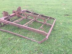 Flat 8 bale grab. Location: Reading, Berkshire. No VAT