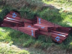 8no. 9.5m lengths of 305 x 165 x 40kg/m U Beam. Shot blasted and primed.  Bundle weight 3040kg.