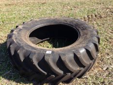 650/65 R42 Firestone tyre