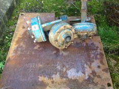 Qty trailer wheel hubs