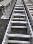 *32 Rung Aluminium Double Extending Ladder