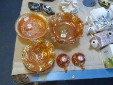 Quantity of Carnival Glassware