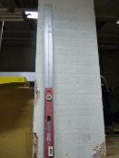 *Decorators Straight Edge & Spirit Level