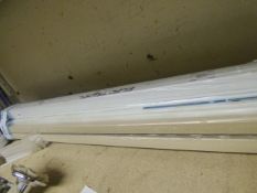 *5 x 1200mm Fluorescent Light Fittings